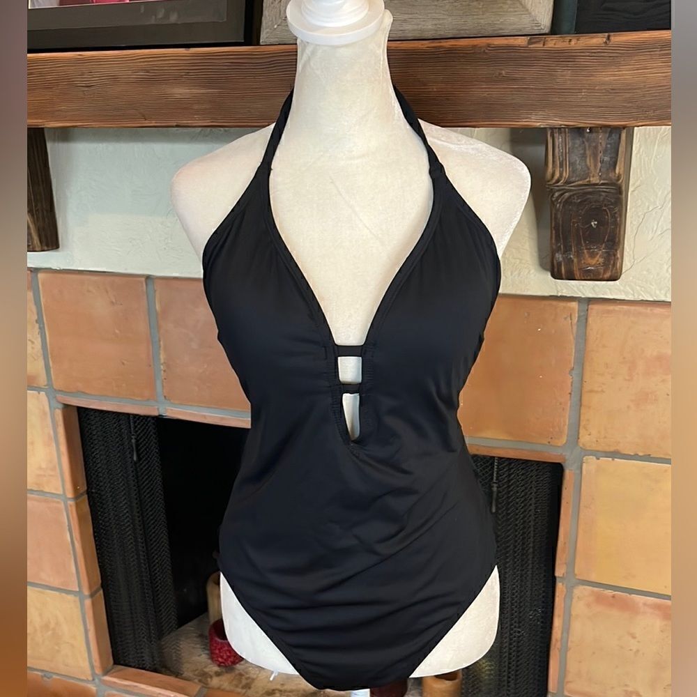 Laundry by Shelli Segal side cross-cross detail one-piece swimsuit, L!
